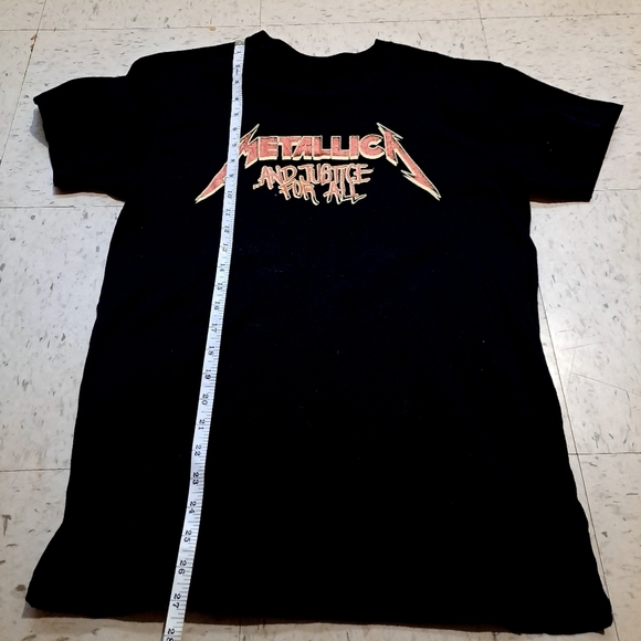 Metallica | black mens graphic T-Shirt - Picture 9 of 10